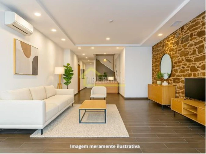 Prédio para Venda em Buarcos Foto 4