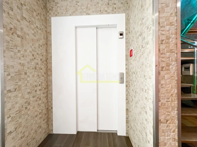 Prédio para Venda em Buarcos Foto 23