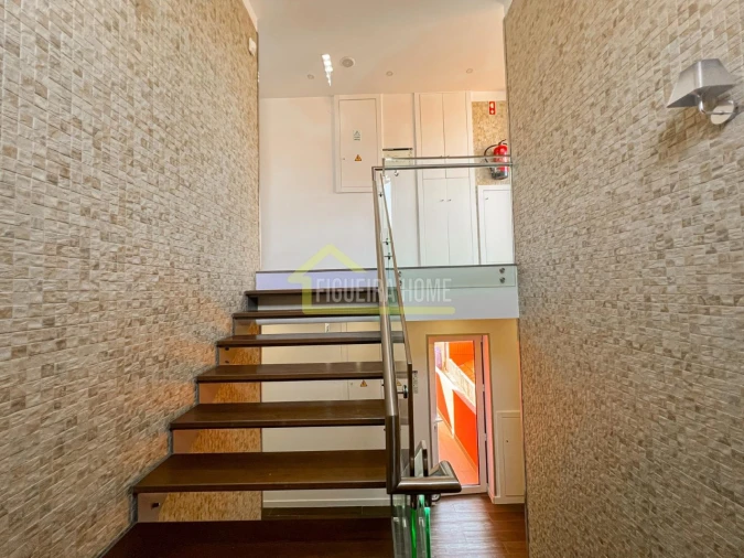 Prédio para Venda em Buarcos Foto 50