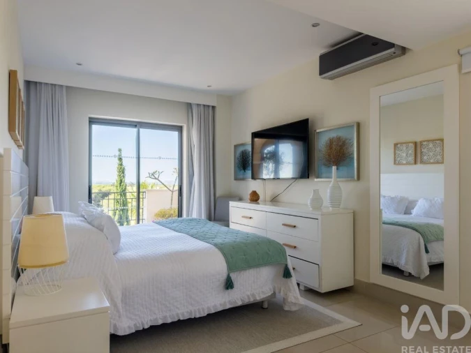 Apartamento T2 para Venda em Quarteira Foto 22