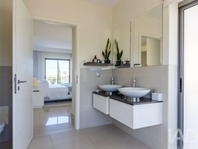 Apartamento T2 para Venda em Quarteira Foto 20