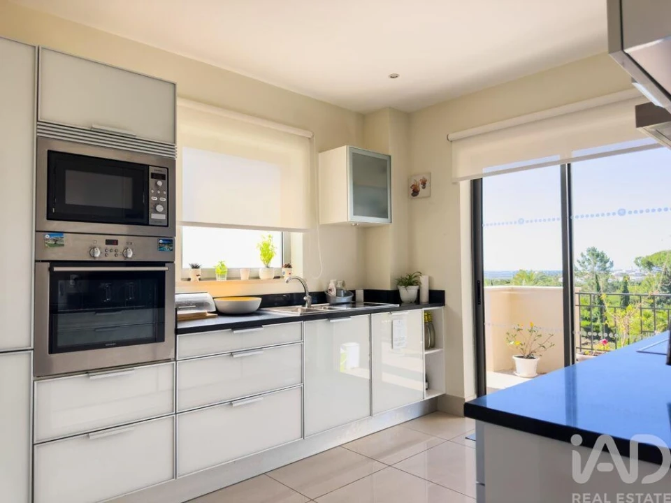 Apartamento T2 para Venda em Quarteira Foto 16