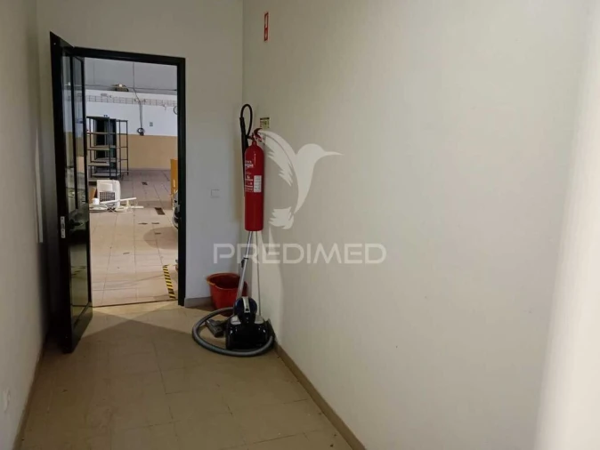 Armazém para Venda em Almeirim Foto 20