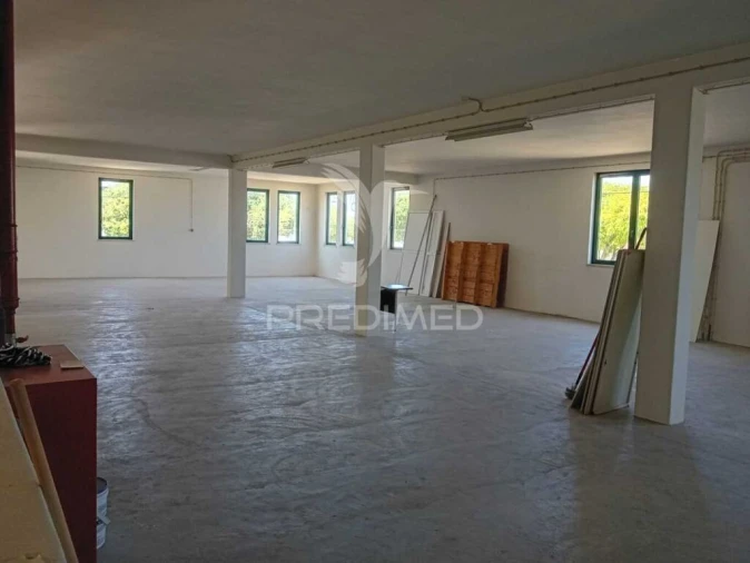 Armazém para Venda em Almeirim Foto 9