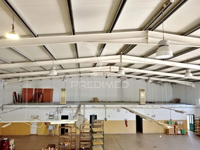 Armazém para Venda em Almeirim Foto 6