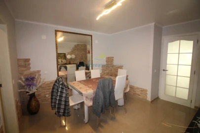 Moradia T2 para Venda em Albufeira e Olhos de Água