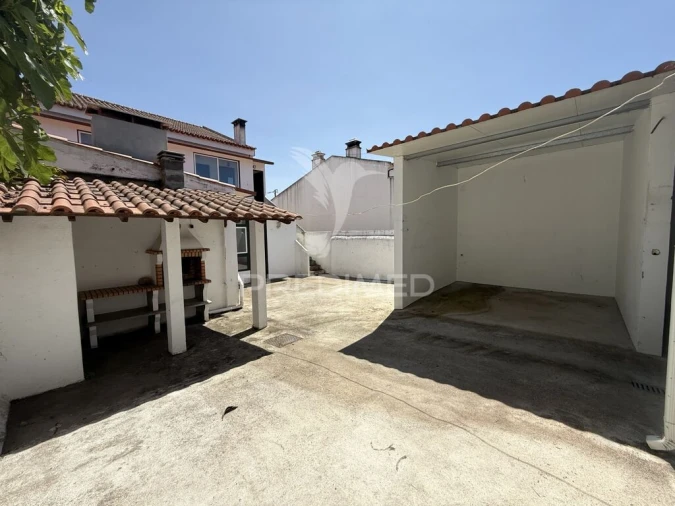 Moradia T5 para Venda em Golegã Foto 11