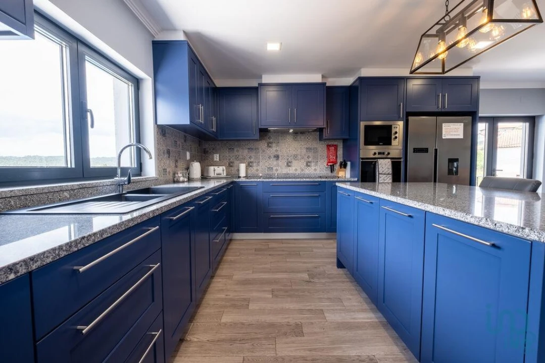 Moradia T6 para Venda em Secarias Foto 9