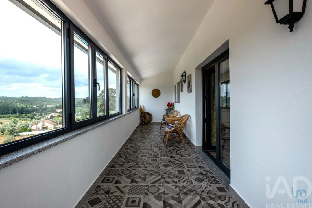 Moradia T6 para Venda em Secarias Foto 22