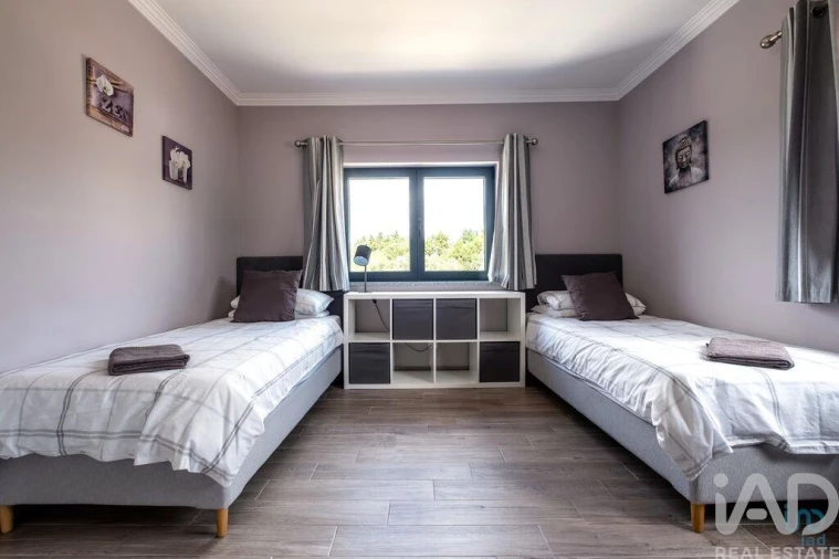 Moradia T6 para Venda em Secarias Foto 21