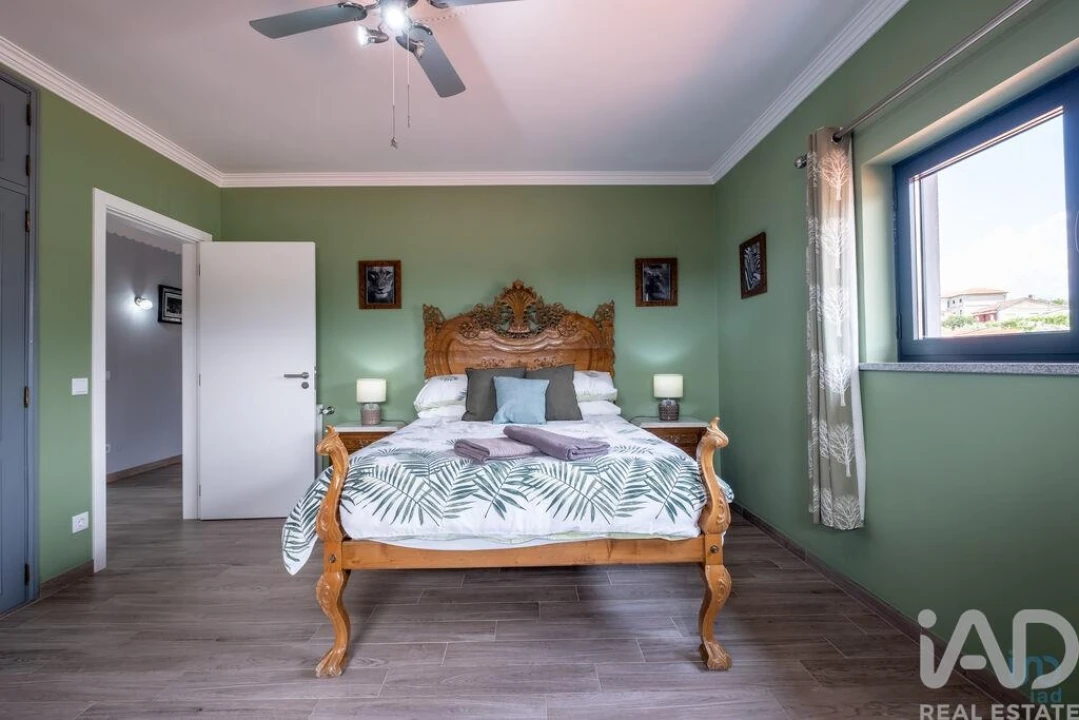 Moradia T6 para Venda em Secarias Foto 20