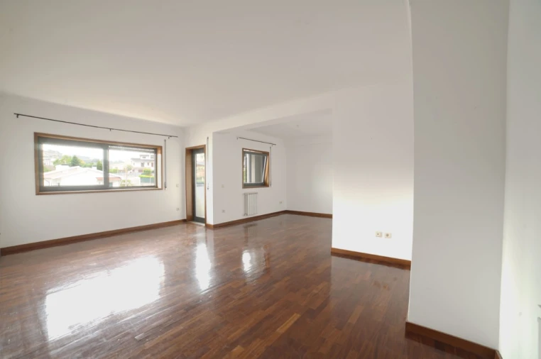 Apartamento T2 para Venda em Amarante (São Gonçalo), Madalena, Cepelos e Gatão Foto 3