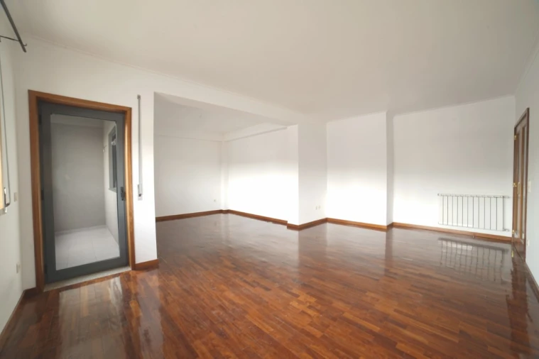 Apartamento T2 para Venda em Amarante (São Gonçalo), Madalena, Cepelos e Gatão Foto 4