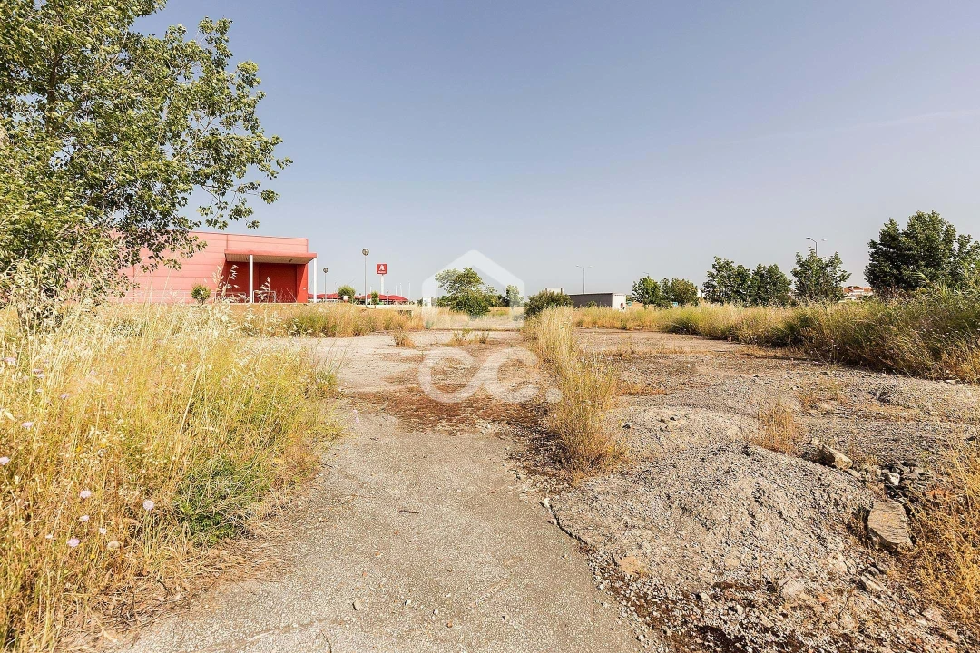 Terreno para Venda em Bacelo e Senhora da Saúde Foto 21