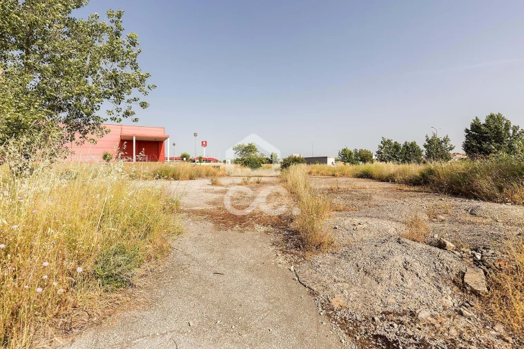 Terreno para Venda em Bacelo e Senhora da Saúde Foto 21