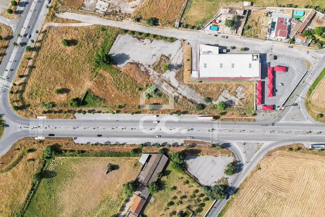 Terreno para Venda em Bacelo e Senhora da Saúde Foto 43