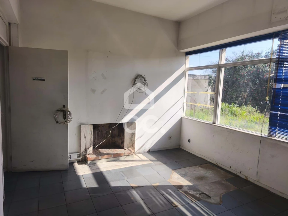 Prédio para Venda em Lordelo Foto 12