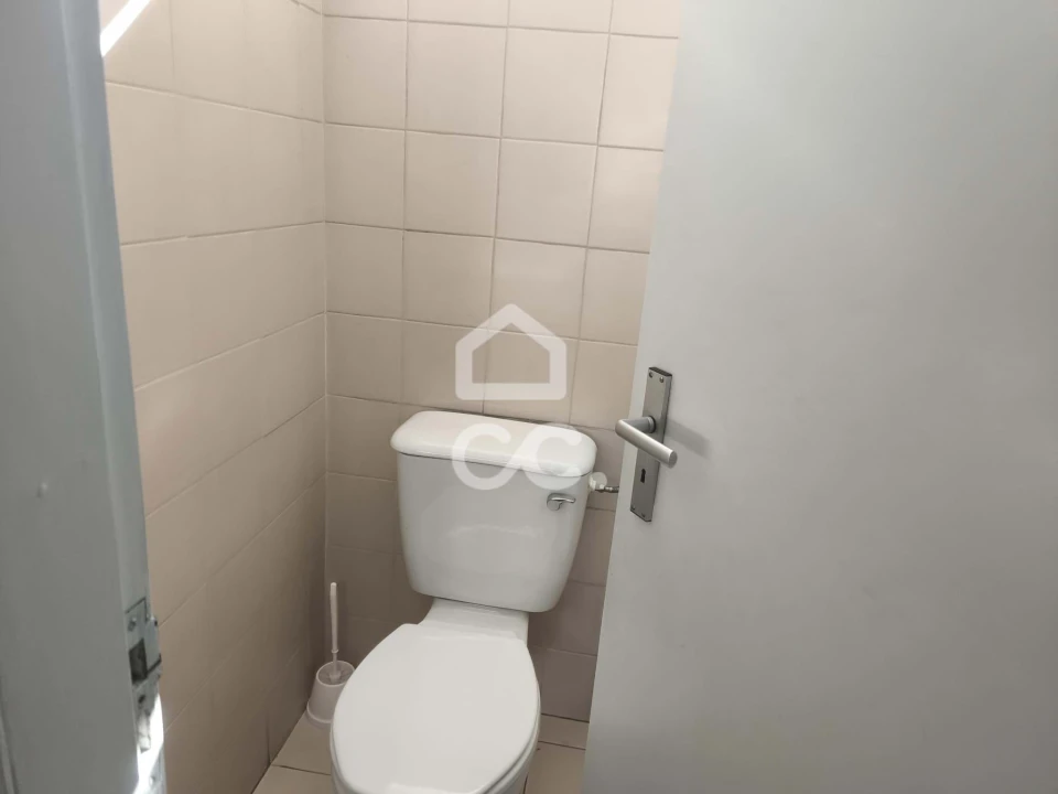 Prédio para Venda em Lordelo Foto 29