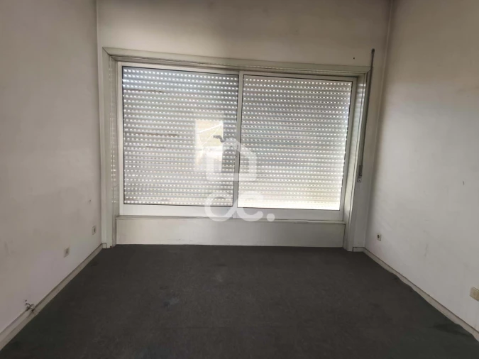 Prédio para Venda em Lordelo Foto 13