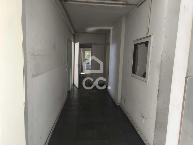 Prédio para Venda em Lordelo Foto 27