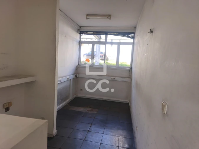 Prédio para Venda em Lordelo Foto 15