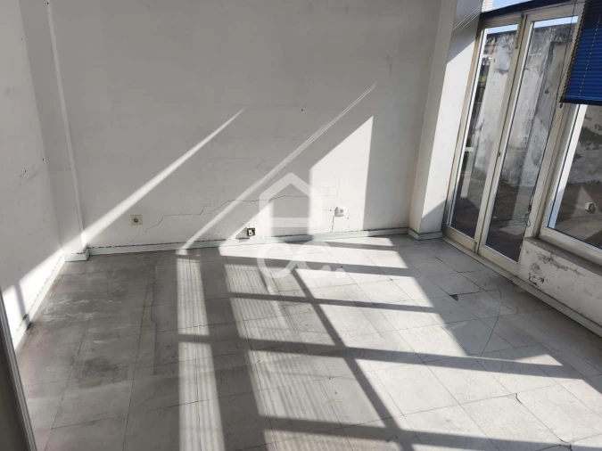 Prédio para Venda em Lordelo Foto 32