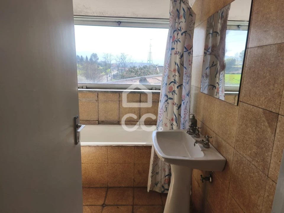 Prédio para Venda em Lordelo Foto 39