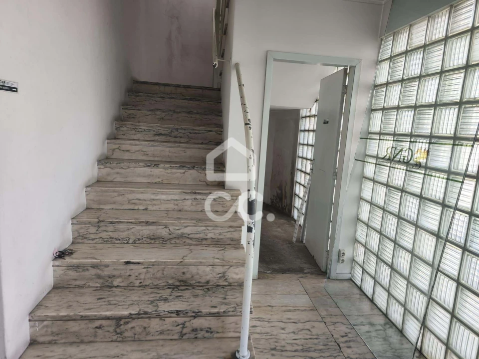 Prédio para Venda em Lordelo Foto 11