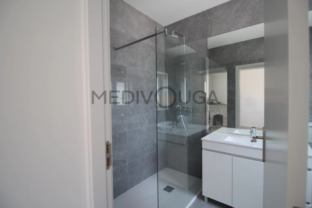 Moradia T6 para Venda em Águeda e Borralha Foto 2