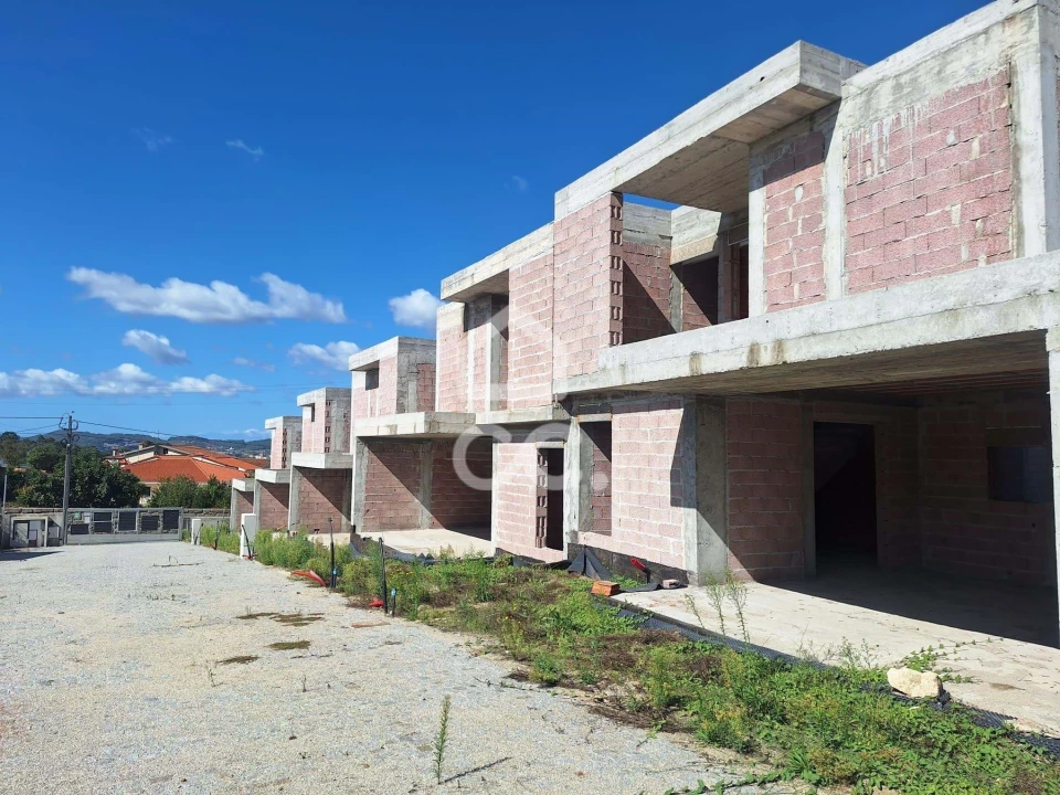 Moradia T3 para Venda em Vale (São Martinho) Foto 39