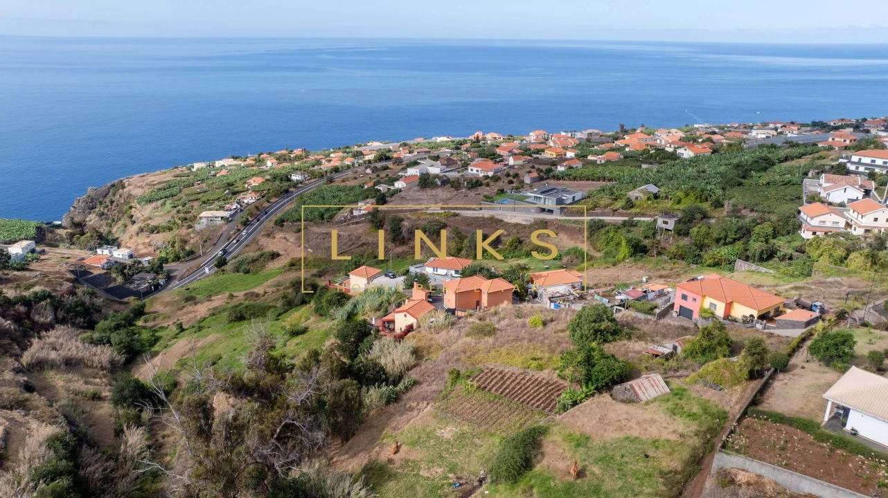 Terreno para Venda em Estreito da Calheta Foto 10