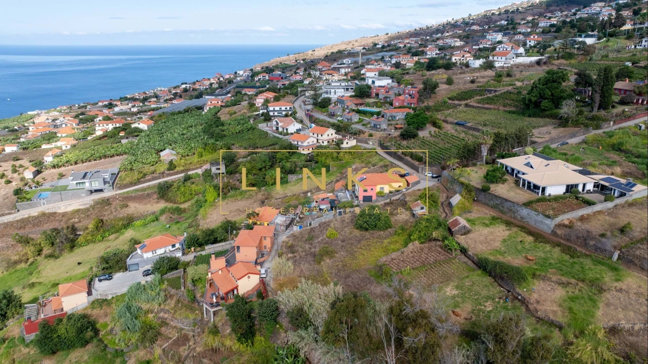 Terreno para Venda em Estreito da Calheta Foto 8