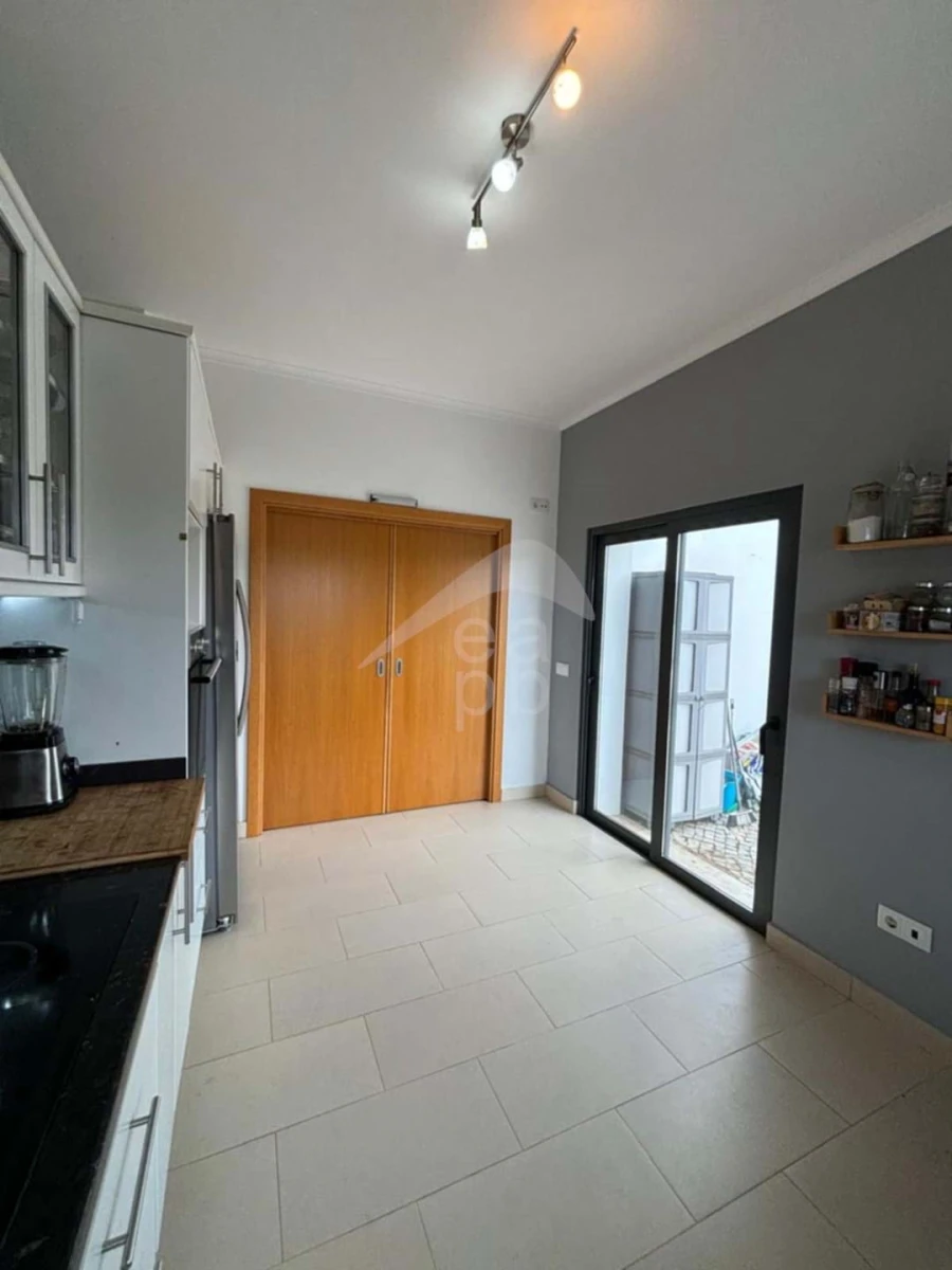 Moradia T4 para Venda em Conceição e Cabanas de Tavira Foto 8