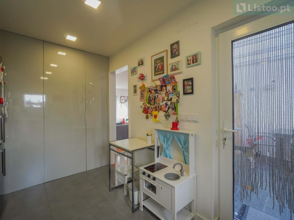 Moradia T2 para Venda em Ajuda Foto 15