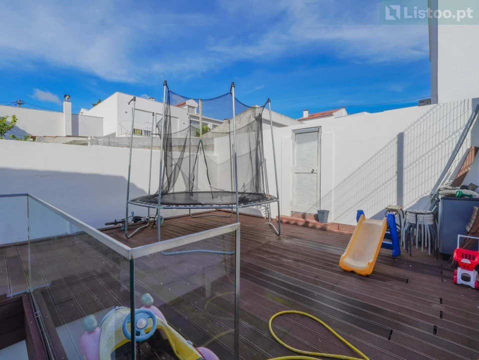 Moradia T2 para Venda em Ajuda Foto 34