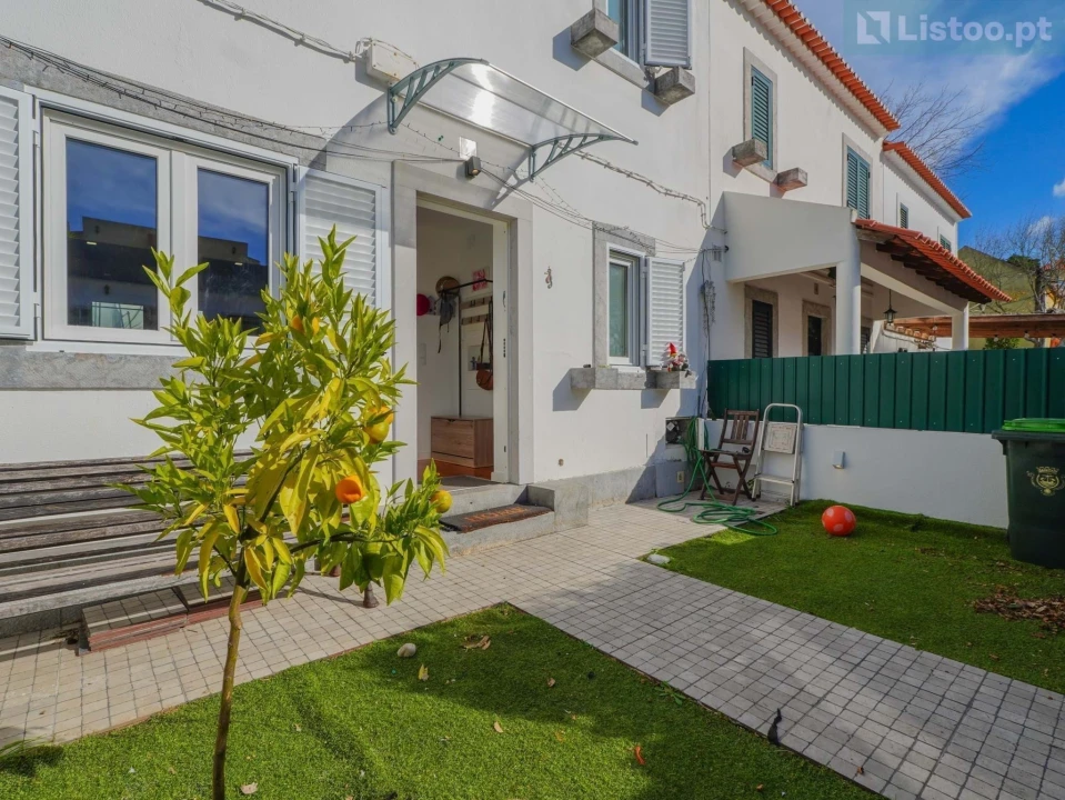 Moradia T2 para Venda em Ajuda Foto 2