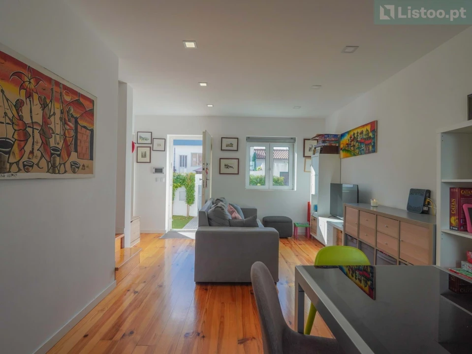 Moradia T2 para Venda em Ajuda Foto 10