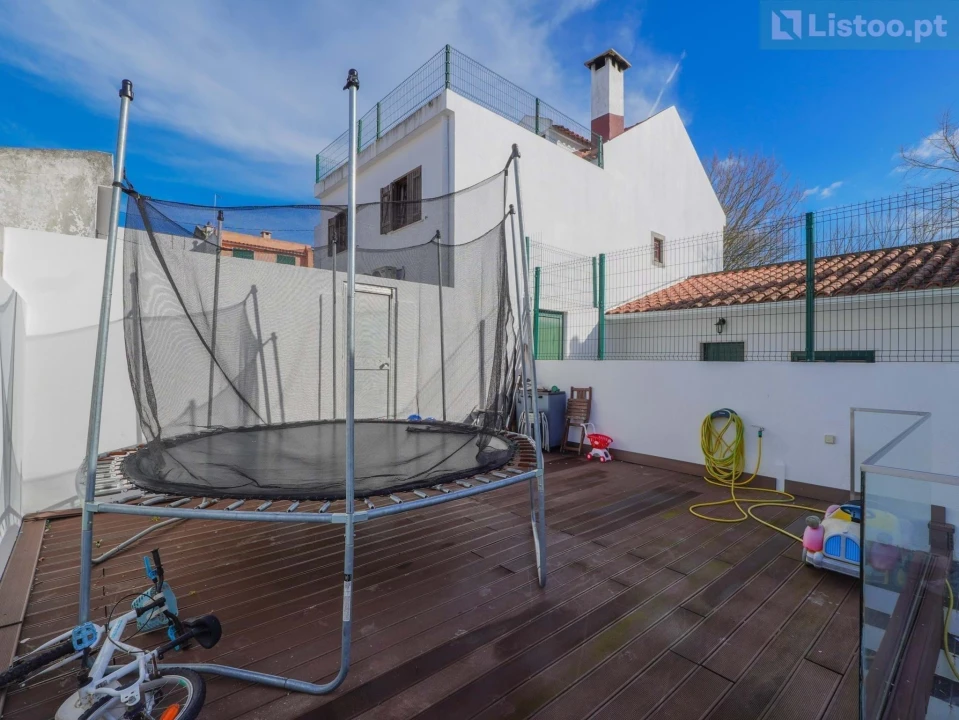 Moradia T2 para Venda em Ajuda Foto 38