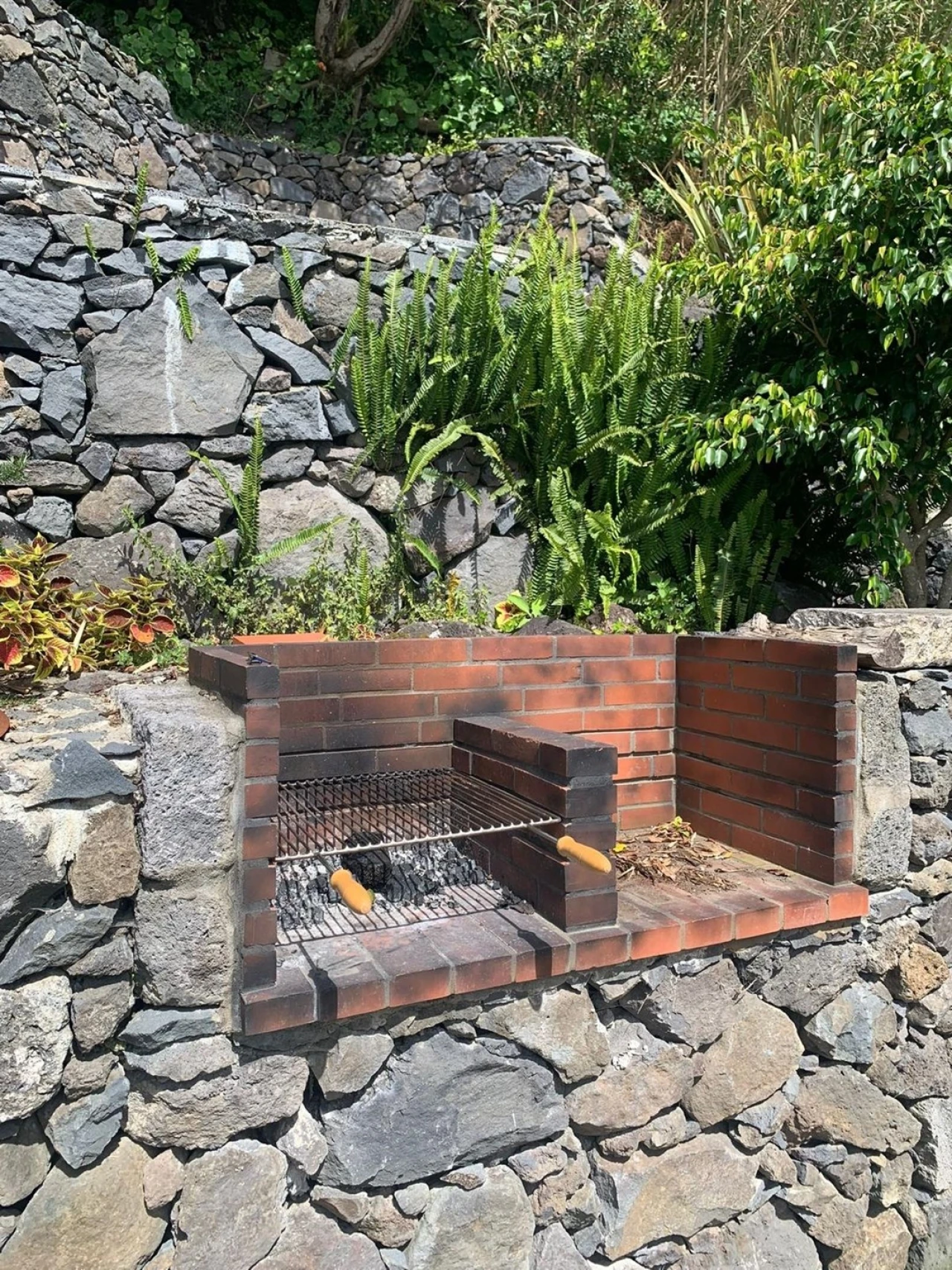 Moradia T3 para Venda em Nordeste Foto 27