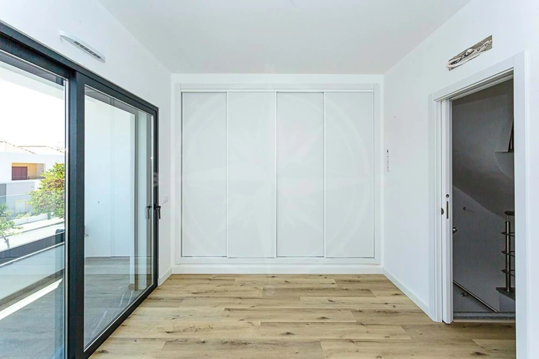 Moradia T2 para Venda em Tavira (Santa Maria e Santiago) Foto 18