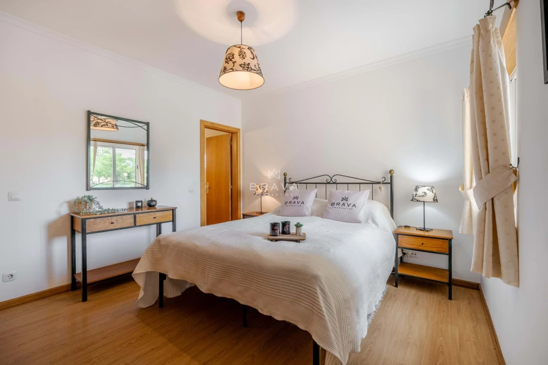 Apartamento T3 para Venda em Quarteira Foto 7