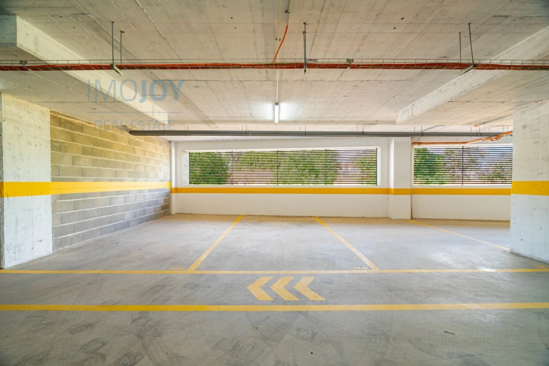 Garagem para Venda em Portimão Foto 6