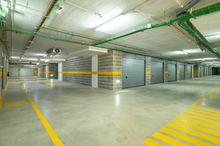 Garagem para Venda em Portimão Foto 12