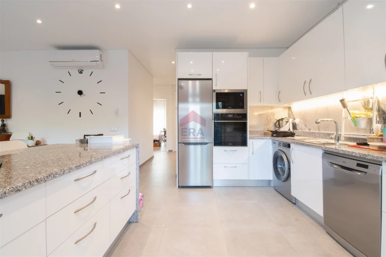 Apartamento T2 para Venda em Loule (São Sebastião) Foto 7