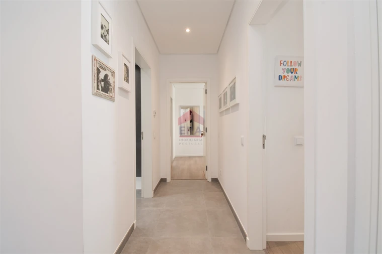 Apartamento T2 para Venda em Loule (São Sebastião) Foto 11