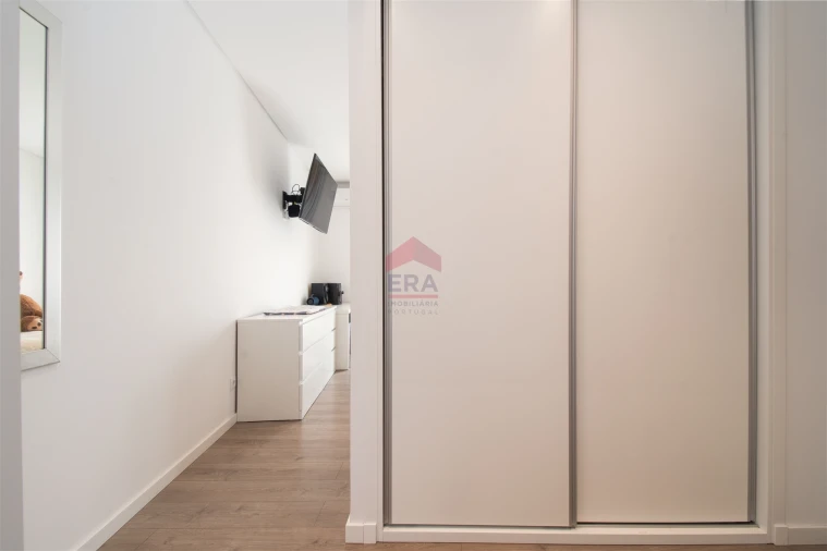 Apartamento T2 para Venda em Loule (São Sebastião) Foto 16