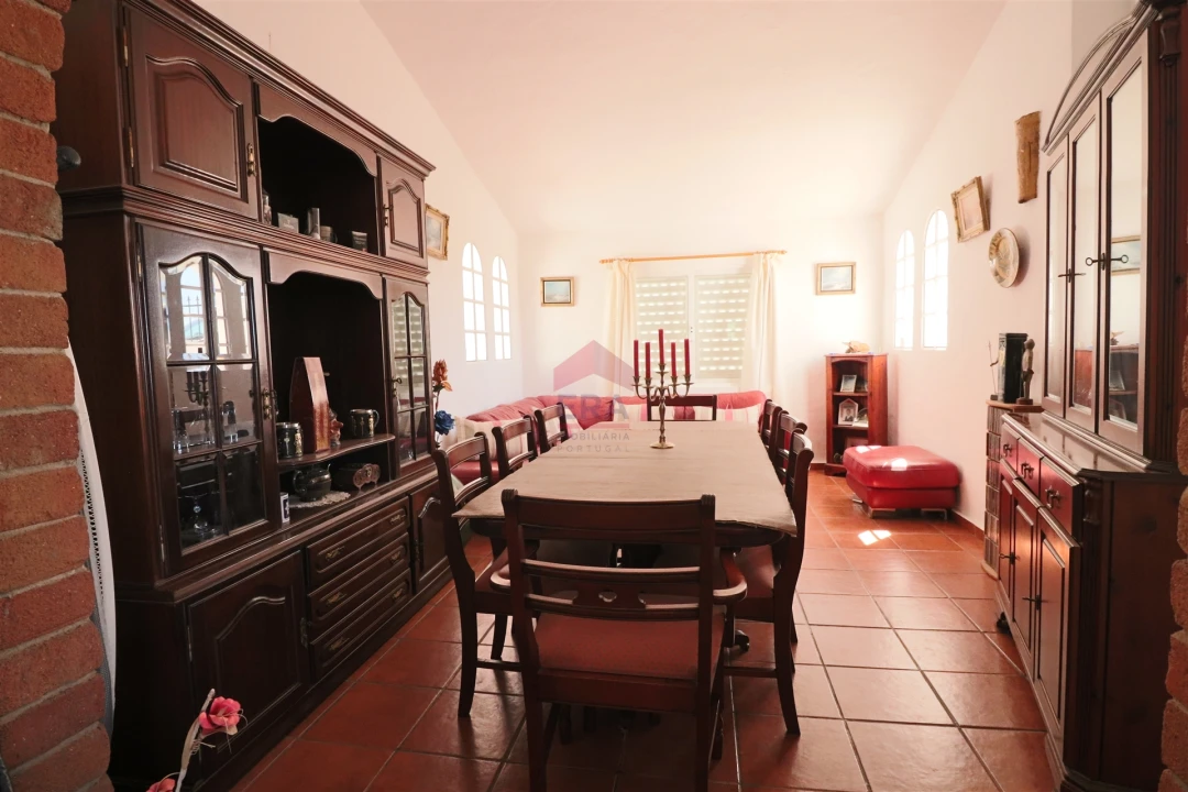 Moradia T0 para Venda em Alte Foto 5