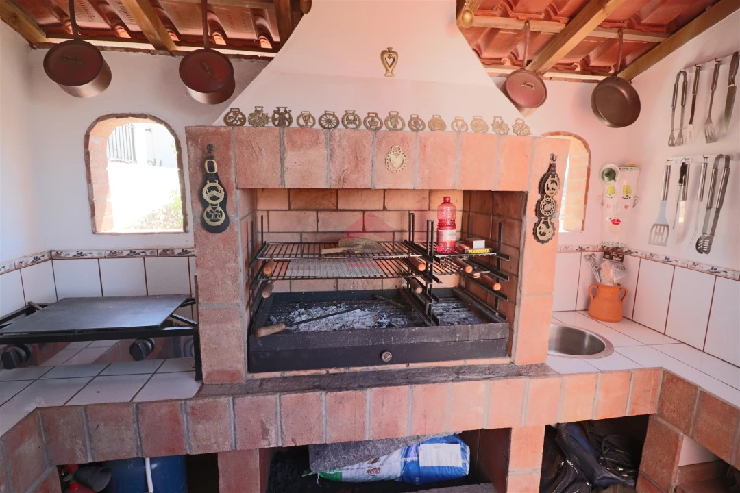 Moradia T0 para Venda em Alte Foto 27