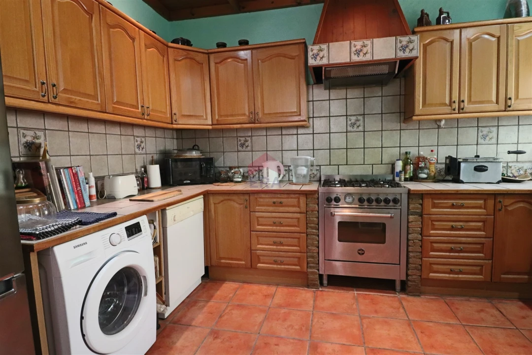 Moradia T0 para Venda em Alte Foto 7