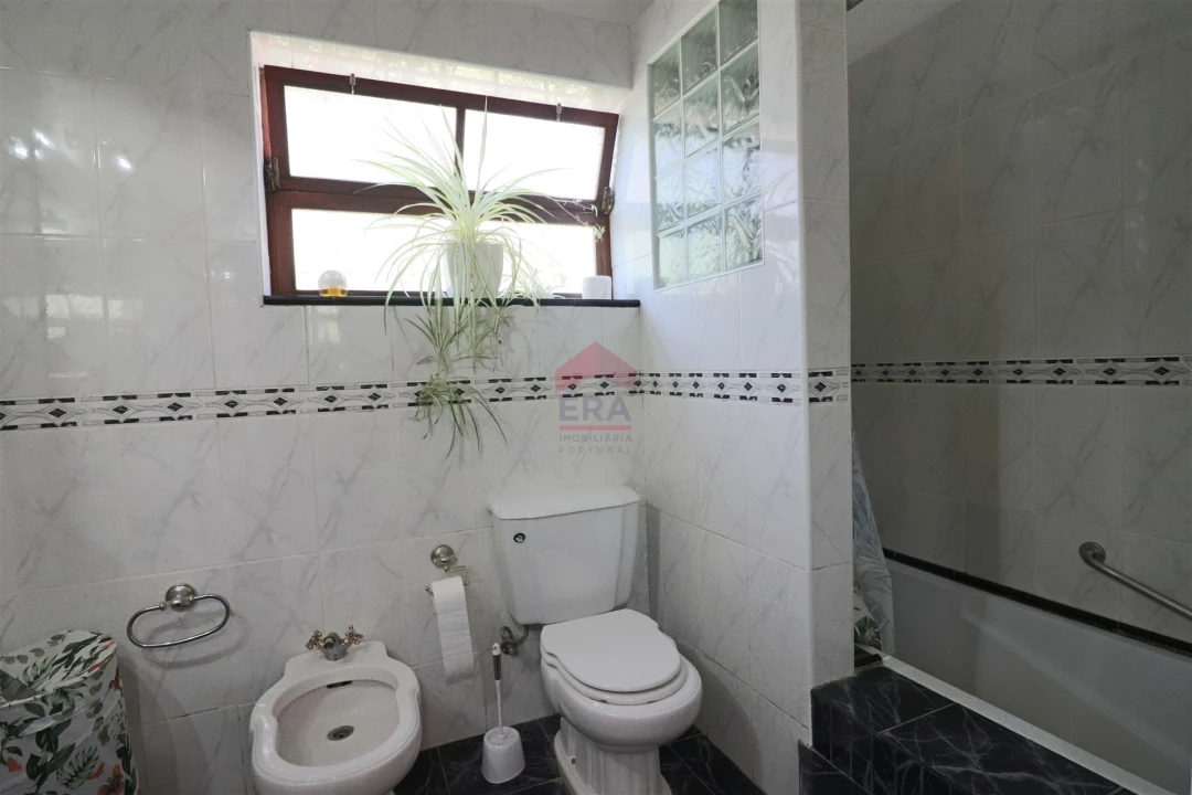 Moradia T0 para Venda em Alte Foto 12